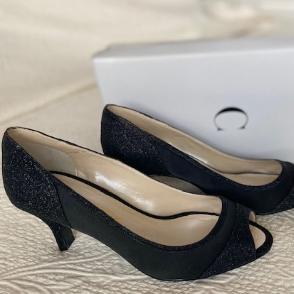 Caparros Women's Odette Peep Toe Heels - Picture 6 of 6